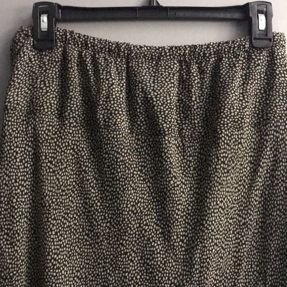 Motherhood Maternity Crepe Fully Lined Maxi Skirt - Picture 2 of 14